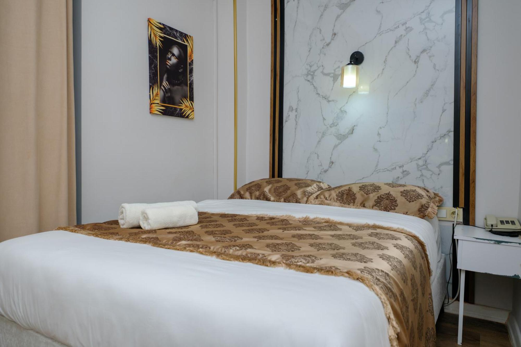 Senyor Garden Hotel Istanbul Bagian luar foto